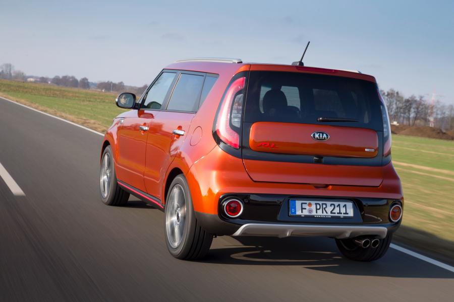  Kia Soul Turbo 2016 года  (WW) (фото 7 из 22)